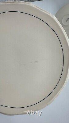 2 Keith Kreeger Linea 9.5 Porcelain Plates Discontinued Line Gramercy RARE HTF