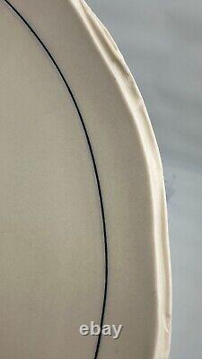 2 Keith Kreeger Linea 9.5 Porcelain Plates Discontinued Line Gramercy RARE HTF