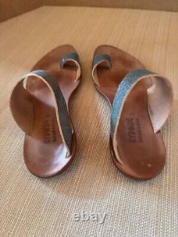 Cydwoq Hand made in USA Thong Turquoise Embossed Leather Sandals Womens Sz 40