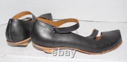 Cydwoq Penta Hand Made in USA Mary Jane Pewter Leather Shoes Womens Sz 37.5