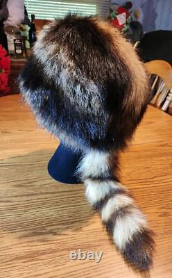 Fur Hat Racoon Whole Skin withRemovable Knit Liner Sz L to XL EUC Hand Made in USA