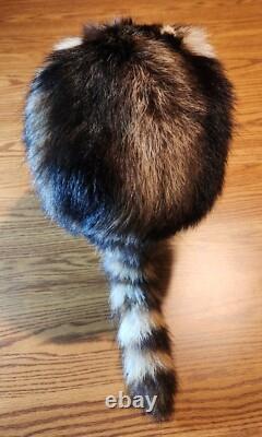Fur Hat Racoon Whole Skin withRemovable Knit Liner Sz L to XL EUC Hand Made in USA