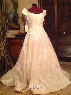 GALINA Silk, Hand Beaded Ivory Color Wedding Gown. Size 8. NWT. Made In USA