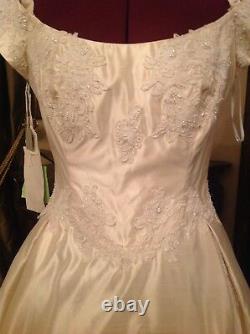 GALINA Silk, Hand Beaded Ivory Color Wedding Gown. Size 8. NWT. Made In USA