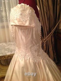 GALINA Silk, Hand Beaded Ivory Color Wedding Gown. Size 8. NWT. Made In USA