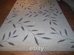 Gorgeous 5' x 8' Hand Tufted 100% Wool Rug Made In The USA (9340)