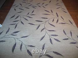 Gorgeous 5' x 8' Hand Tufted 100% Wool Rug Made In The USA (9340)