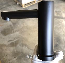 Moen 8559BL M-POWER Hands-Free Sensor Bathroom Faucet Matte Black $623 READ