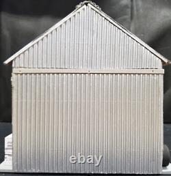 Muscle Car Garage Diorama Display, 118th Scale, New, Hand Crafted, 1-bay