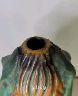 VINTAGE Majolica Frogs Sculptural Piece Hand Made Ceramic 9 Inches USA