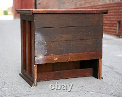 Vintage Antique Slot Machine Stand Wood Counter table Kitchen Island bar Podium