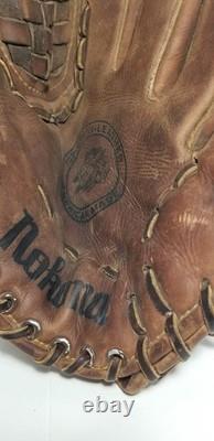 Vintage Nokona AMG 100 10.5 Baseball Glove Right Hand Throw Made In USA
