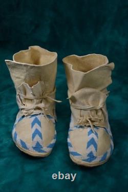 Wind River Shoshone Moccasins, Hard Soles, Hand Made USA, NEVER WORN