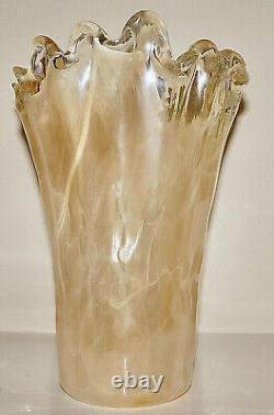 Artisan Handcrafted Light Amber Ivory Mid-century Moden Vase En Verre Lourd USA
