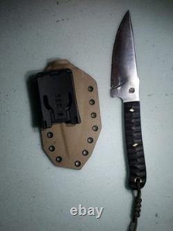 Couteau de bushcraft fait main sur mesure