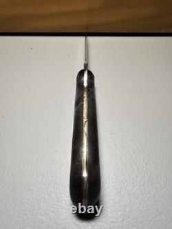 Couteau de champ en damas avec gaine et poignée en burl bleu sculpté