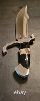 Couteau de chasse Bowie Badass Blades personnalisé 18.0 en acier D2 avec manche en corne - BA730