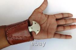 Couteau fait main sur mesure avec bande en cuir. (LOT de 25 pcs)