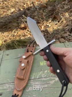 Couteaux muraux, modèle 17 Astro avec fourreau modèle C