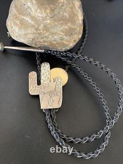 Cravate Bolo en Argent Sterling Navajo avec Loup Hurlant et Lune 12147