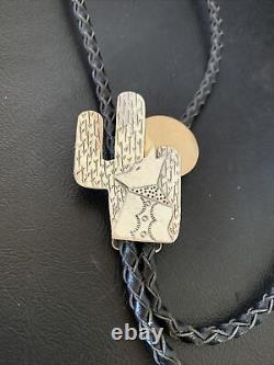 Cravate Bolo en Argent Sterling Navajo avec Loup Hurlant et Lune 12147