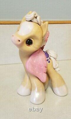 Figurine en argile Pegasus Butterwings de Tumble Creatures Serendipity faite à la main