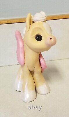 Figurine en argile Pegasus Butterwings de Tumble Creatures Serendipity faite à la main