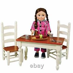 Le trésor de la reine: Table de ferme pour poupée de 18 pouces, chaises, vaisselier, vaisselle et couverts.