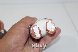 Paire de figures en poterie pueblo Zuni vintage : homme debout et femme assise 5,5 et 3 pouces
