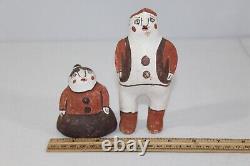 Paire de figures en poterie pueblo Zuni vintage : homme debout et femme assise 5,5 et 3 pouces