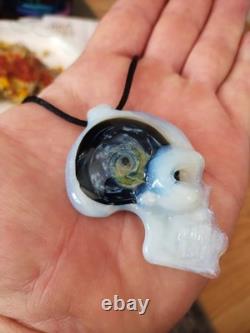 Pendentif en verre fait à la main aux États-Unis